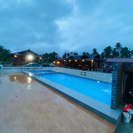 קמפונג פנריק Tts Staycation Chalet מראה חיצוני תמונה