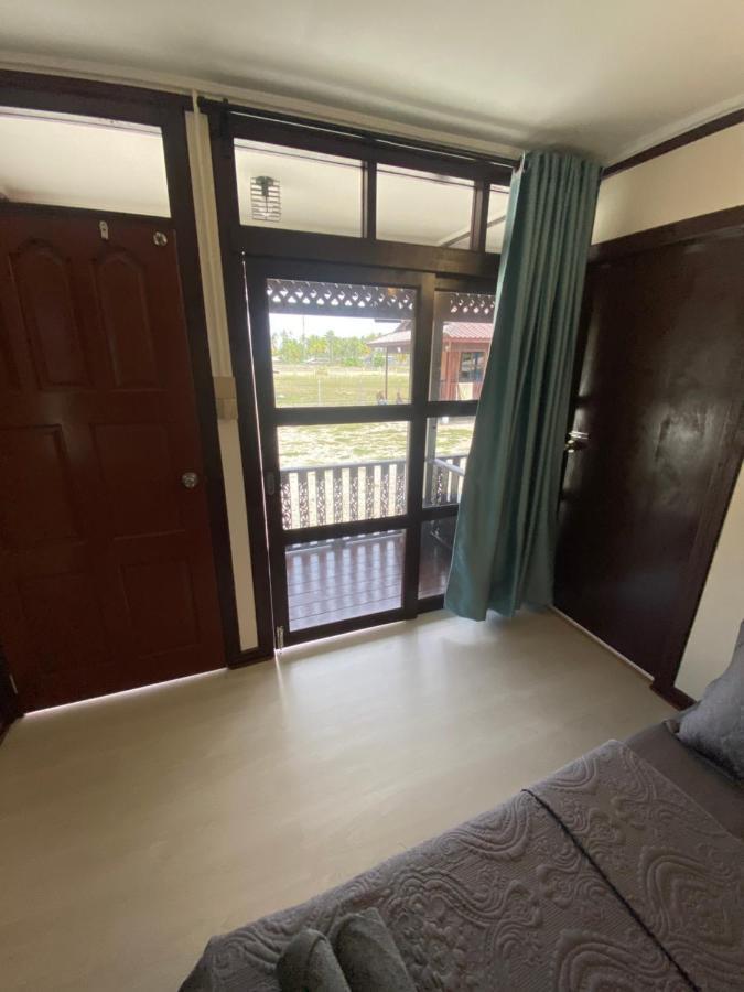 קמפונג פנריק Tts Staycation Chalet מראה חיצוני תמונה